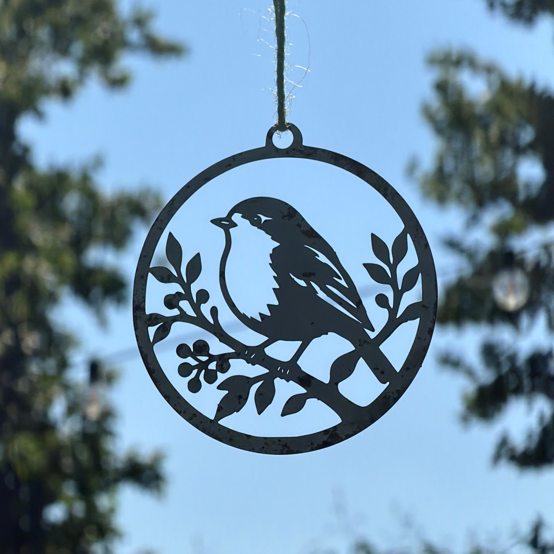 Robin - Hanging Garden Ornament