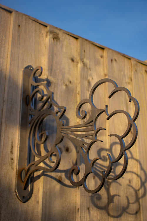 Autumn Garden Hanger