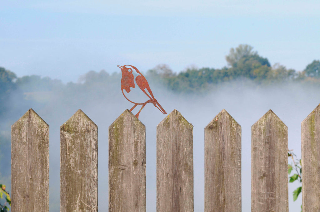 Robin - Steel Garden Art Fence Topper