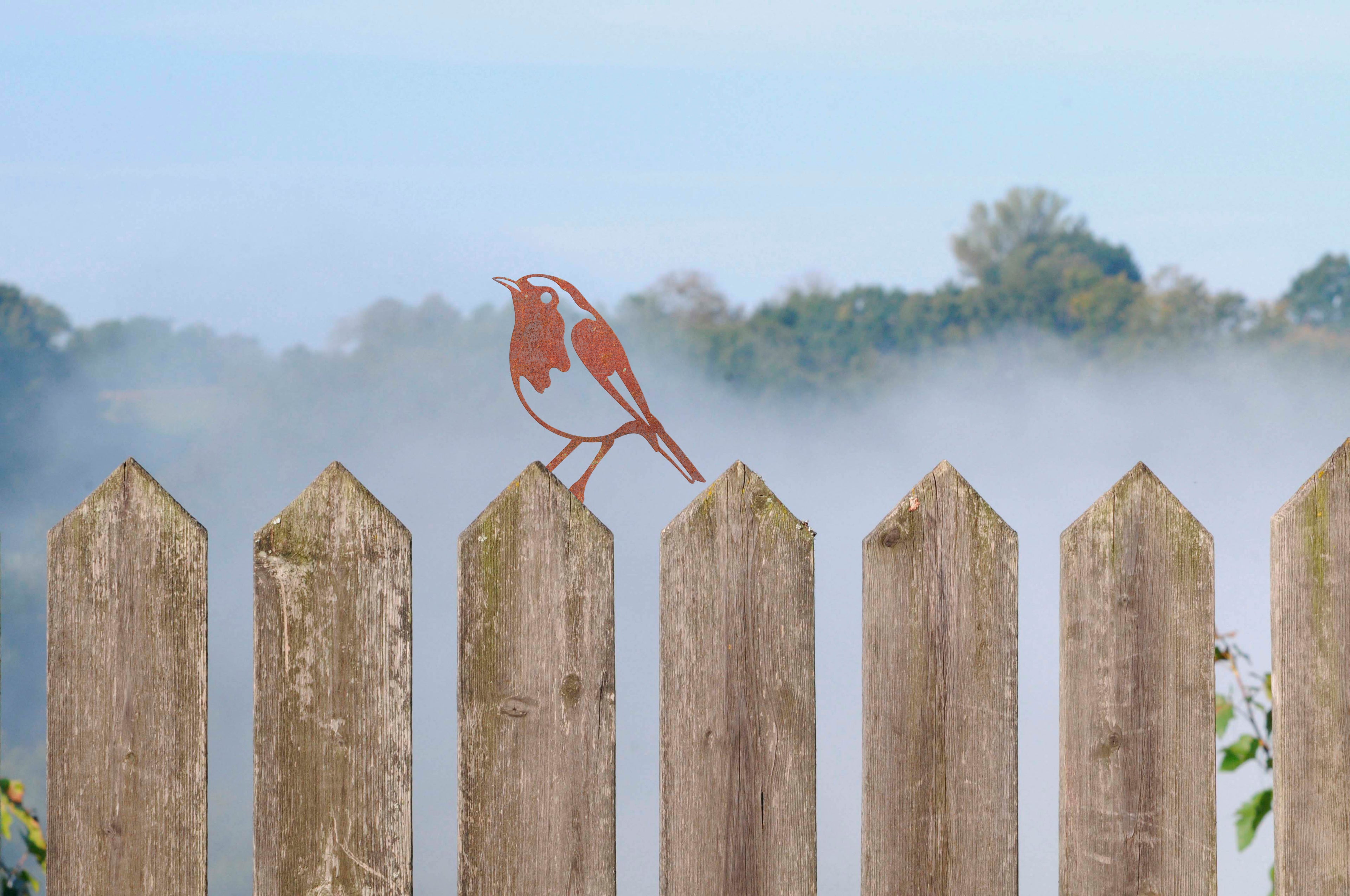 Robin - Steel Garden Art Fence Topper